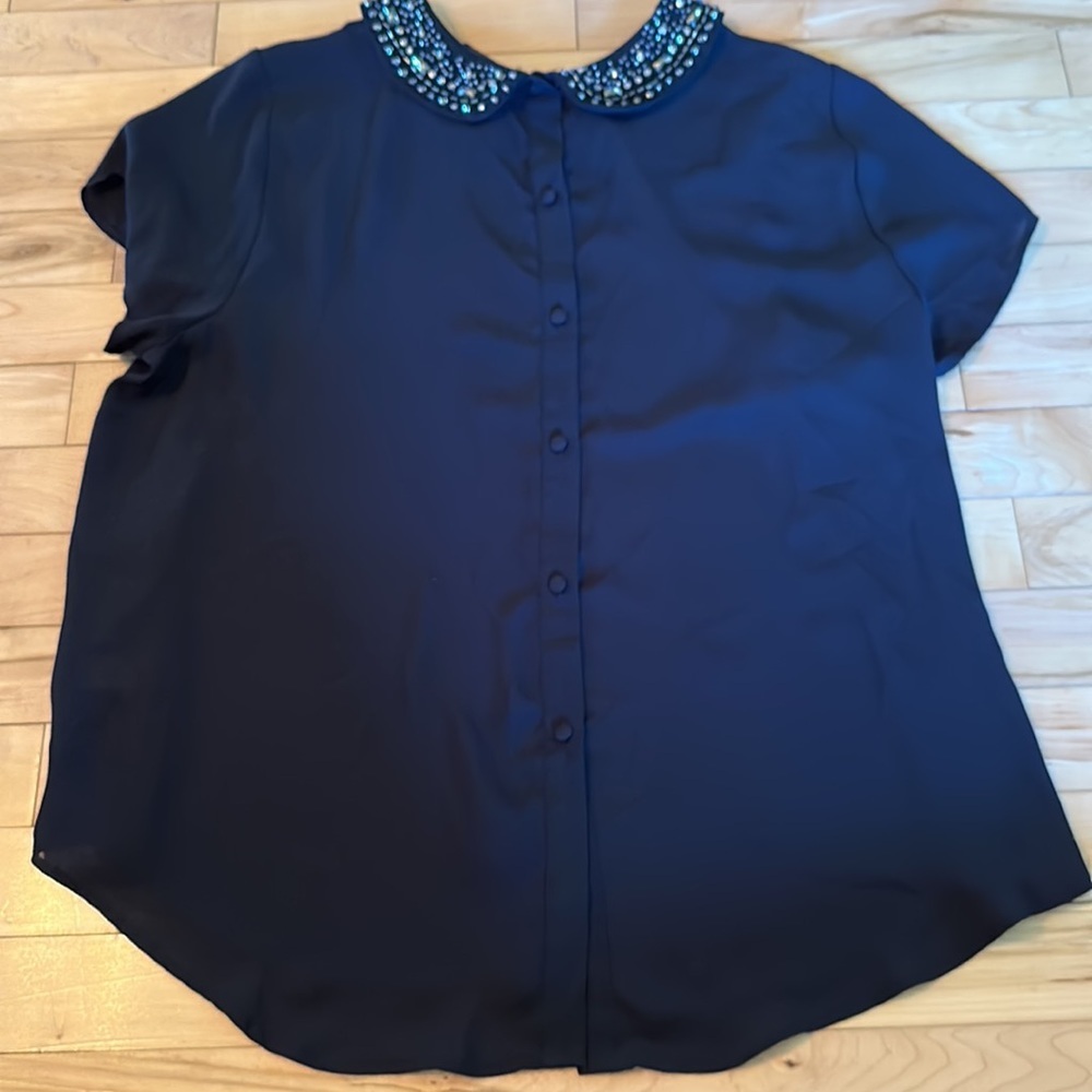 Torrid Top - Picture 2 of 6